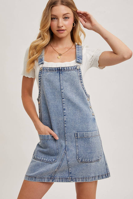 DENIM OVERALL MINI DRESS WITH POCKETS: MED.WASH / S