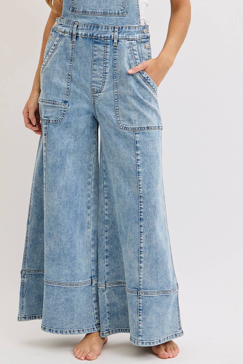 WIDE-LEG DENIM OVERALL JUMPSUIT: DENIM BLUE / Contemporary / S