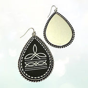 WESTERN BOOTSTITCH TEARDROP EARRING