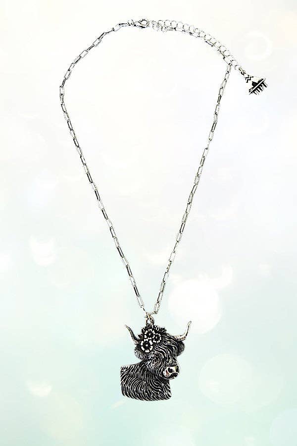 WESTERN ETCHED FLOWER COW PENDANT NECKLACE