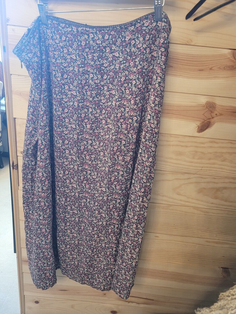 Arizona Jean Co. Floral Maxi Skirt