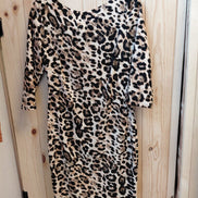 Premier Amour Women's Leopard Print Dress