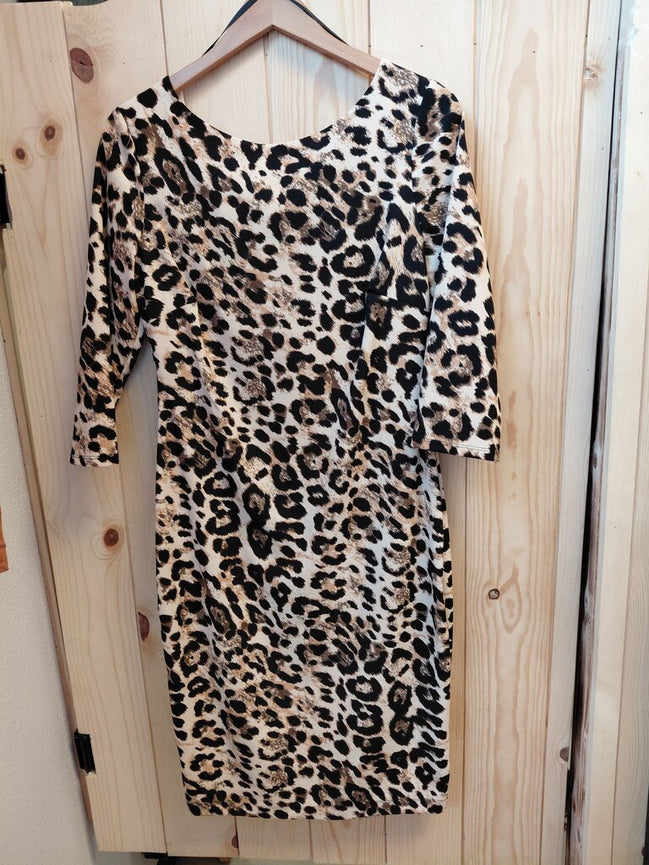 Premier Amour Women's Leopard Print Dress