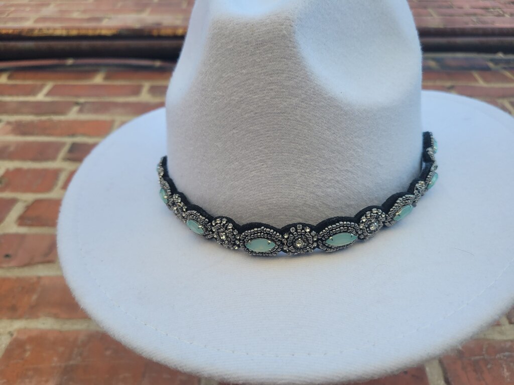 Stylish White Cowboy Hat with Decorative Band