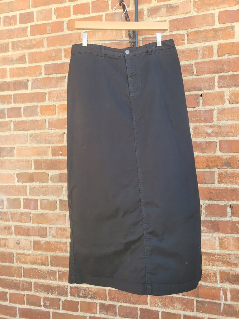 Cherokee Women's Black Skirt