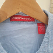 Gloria Vanderbilt Women's Light Blue Button-Up Shirt