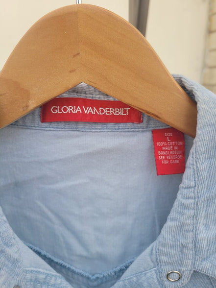 Gloria Vanderbilt Women's Light Blue Button-Up Shirt