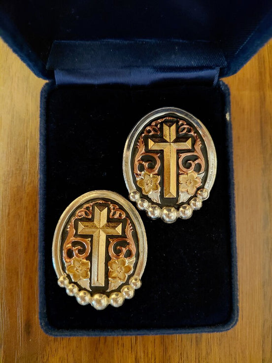Montana Silversmiths Cross Earrings