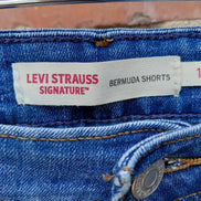 Levi Strauss Signature Bermuda Shorts