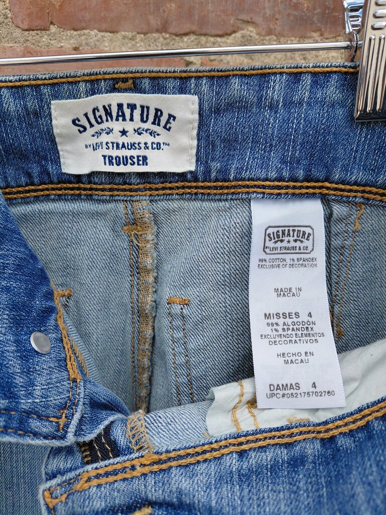 Signature Levi Strauss & Co. Jeans