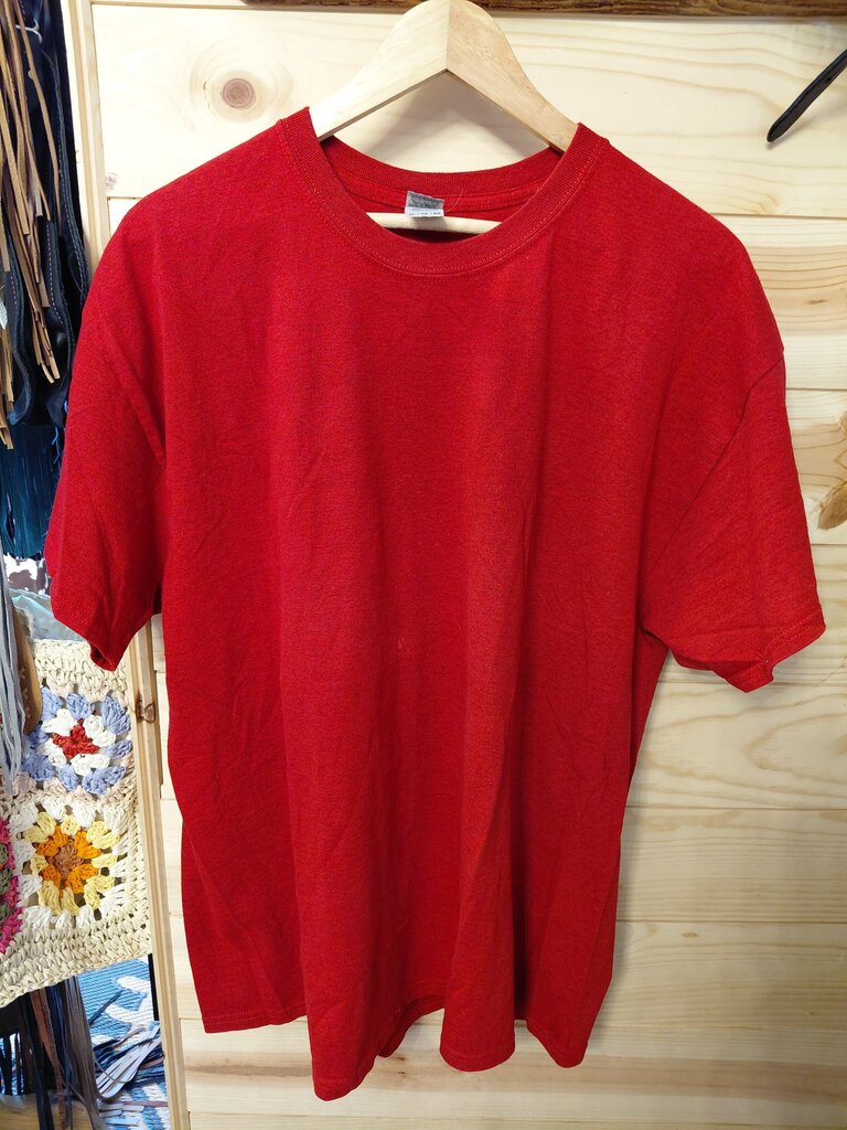Gildan Heavy Cotton Red T-Shirt