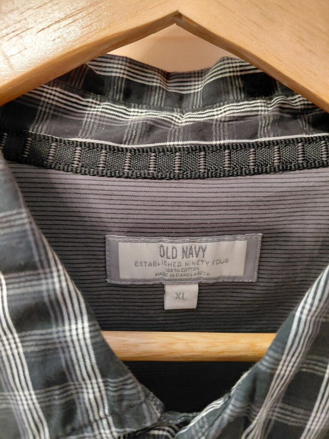 Old Navy Black and Gray Plaid Button-Up Shirt