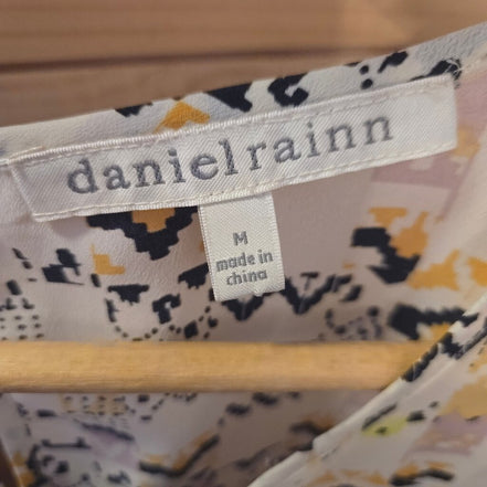 Daniel Rainn Floral Print Short Sleeve Top