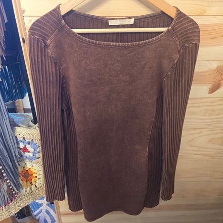 Testimony Los Angeles Long Sleeve Dress