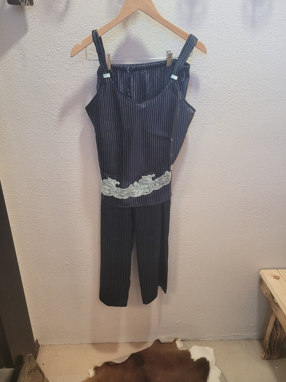 Jones New York Striped Pants Set