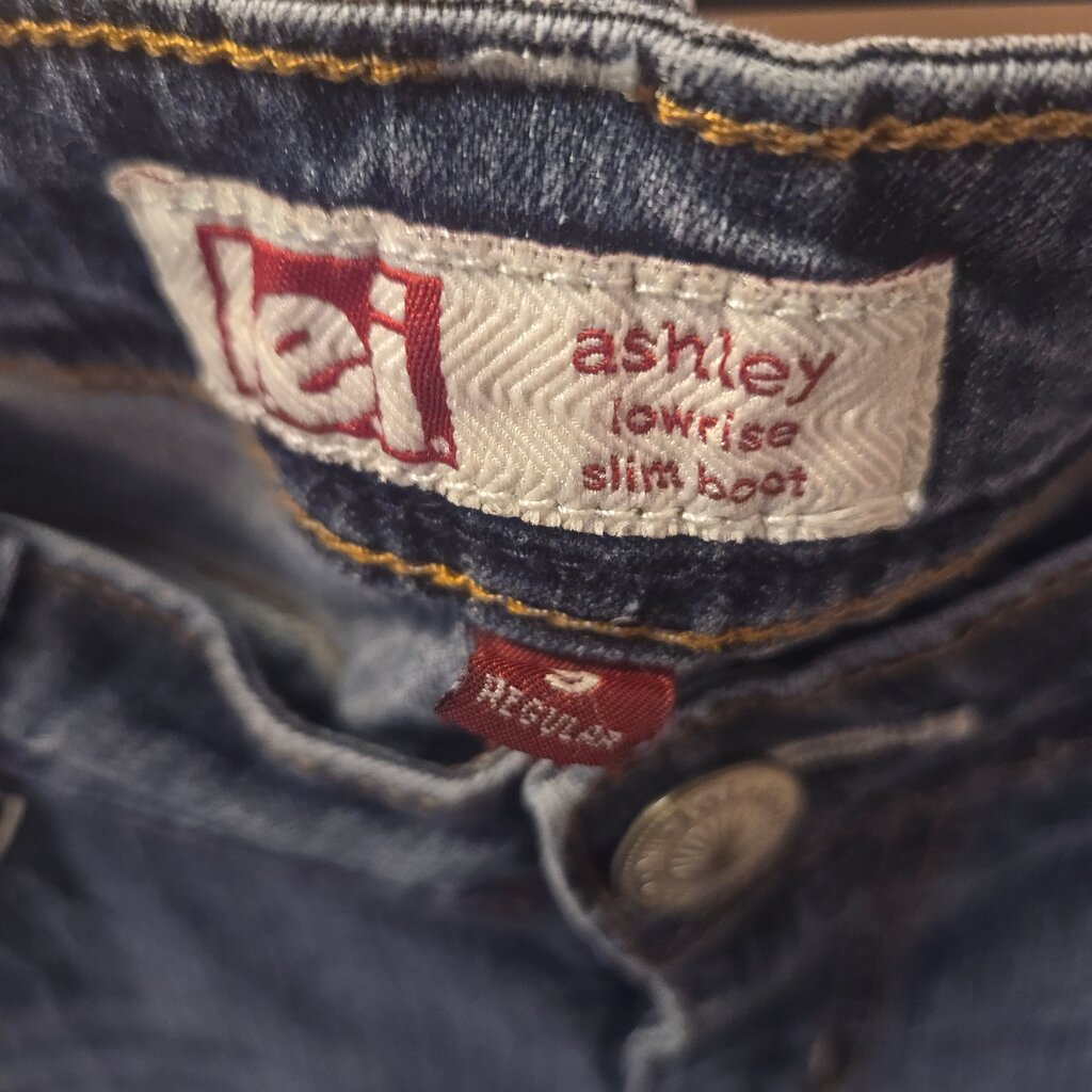LEI Ashley Lowrise Slim Boot Jeans