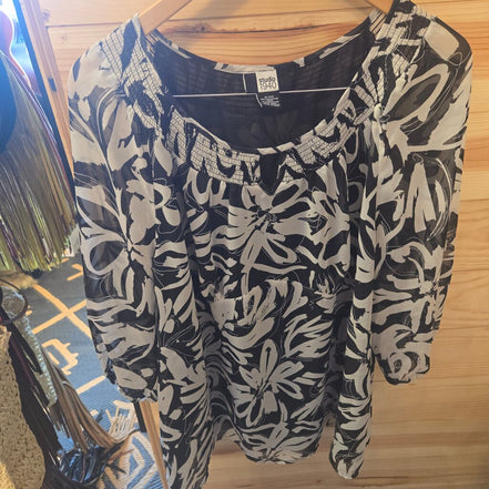 Studio 1940 Women's Floral Blouse