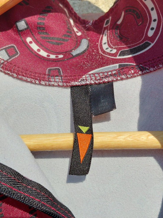 Horseshoe Pattern Zip Jacket