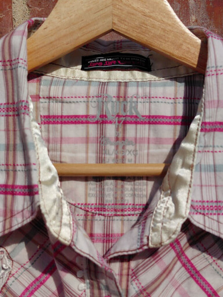 Rock & Roll Cowgirl Sleeveless Plaid Shirt