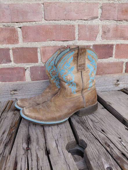 Brown Embroidered Cowgirl Boots
