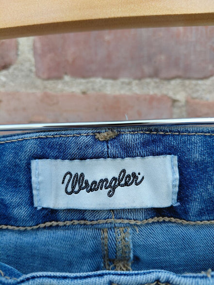 Wrangler High-Waisted Flared Jeans