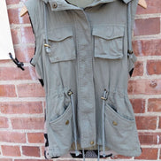 Fashionomics Vest
