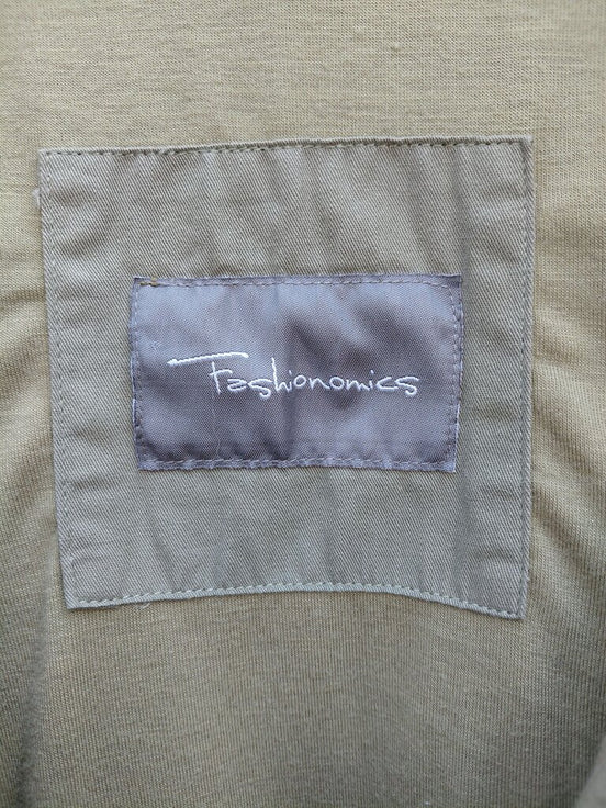 Fashionomics Vest