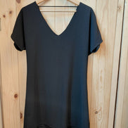 Mabel Women's Black V-Neck Top