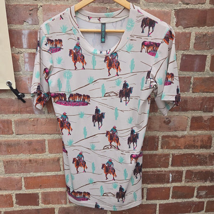 Sterling Kreek Women's XS Cowboy Print T-Shirt