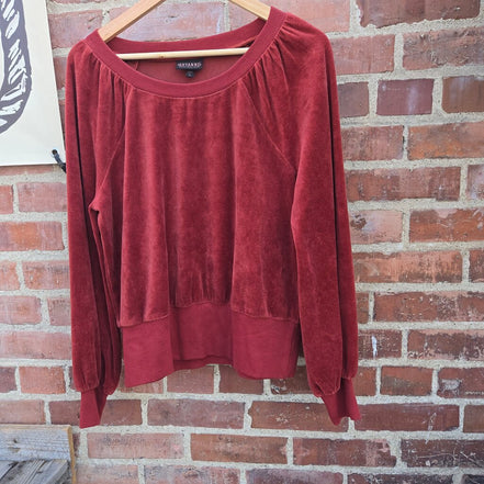 Shyanne Red Pullover Sweatshirt