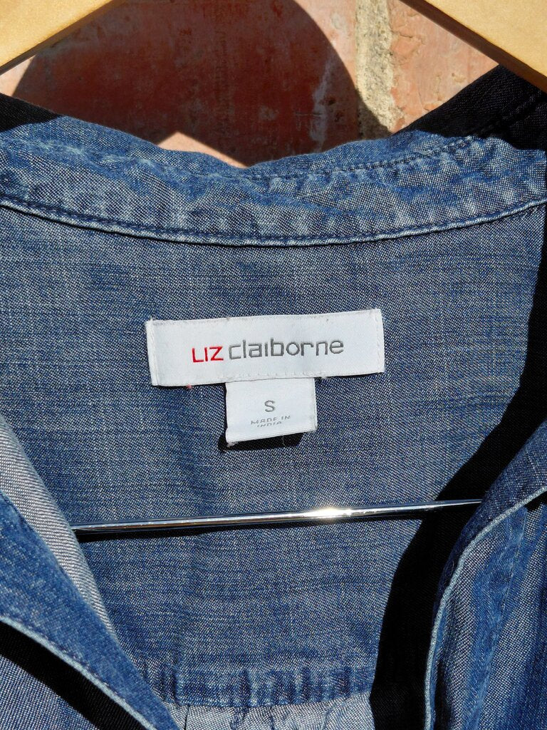 Liz Claiborne Denim Long Sleeve Shirt