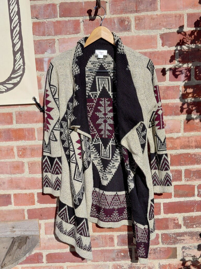 Kamana Aztec Pattern Cardigan