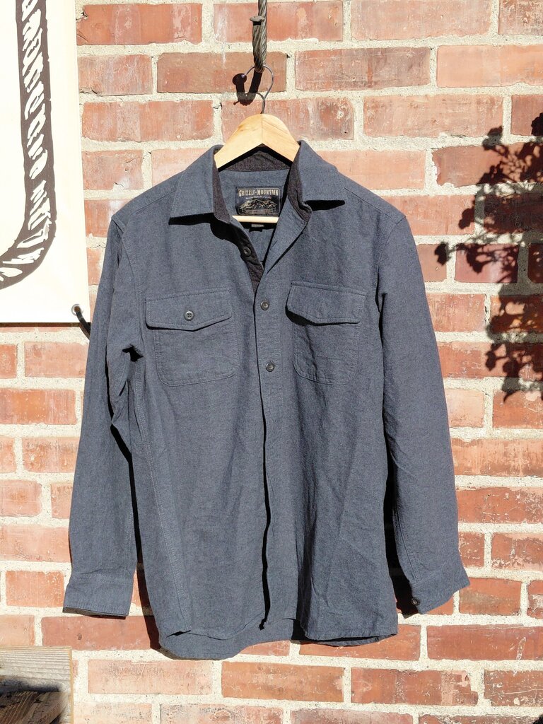 Grizzly Mountain Button-Up Shirt